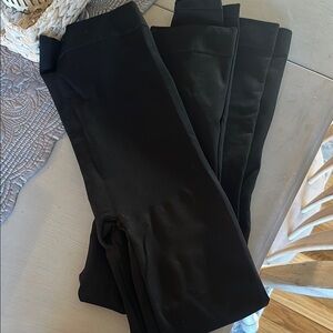 Set of 3 Blanqui maternity Black Leggings!